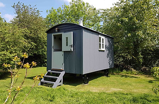 English Shepherds Hut Hideaway (6).jpg